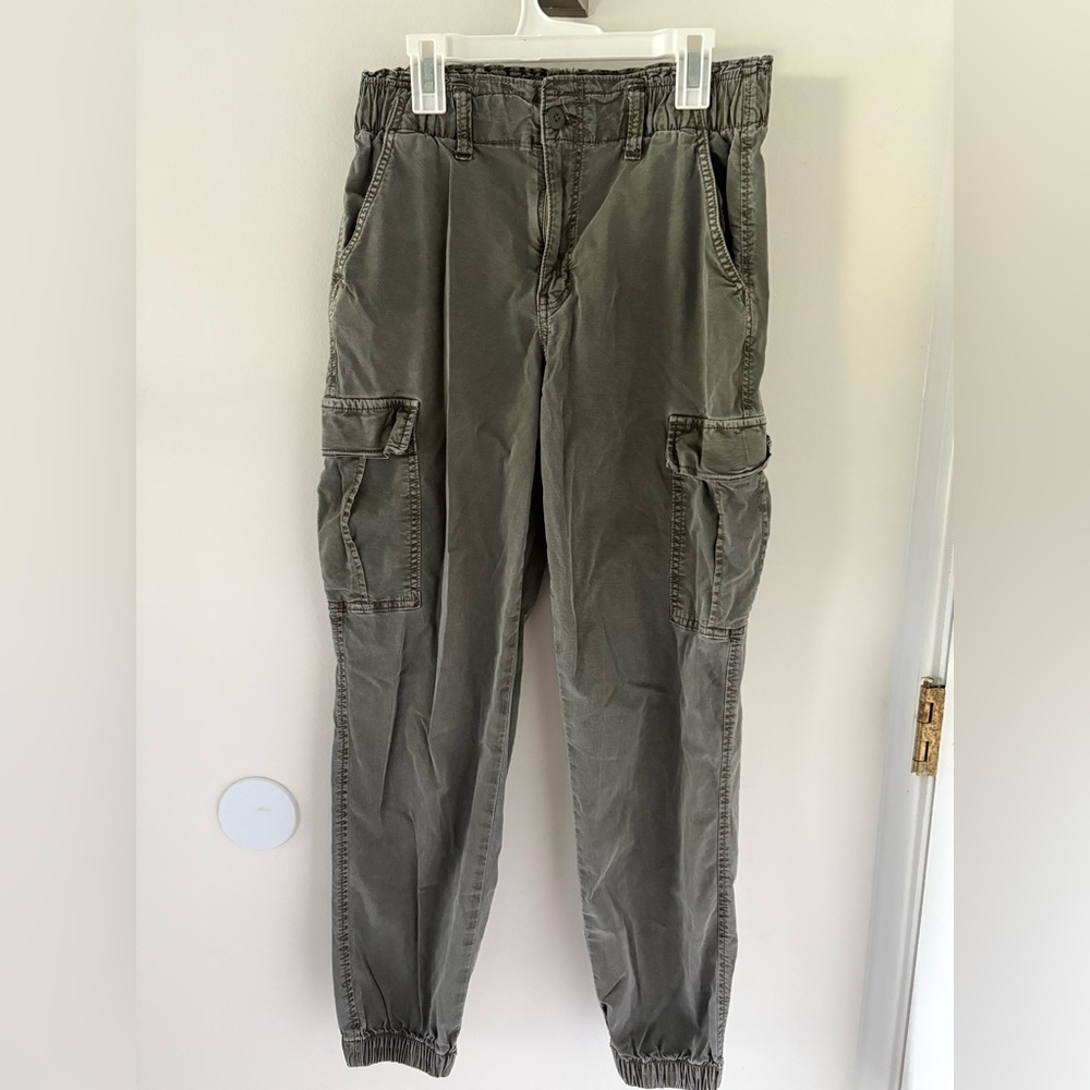 American Eagle Outfitters Olive Straight Leg Pants
